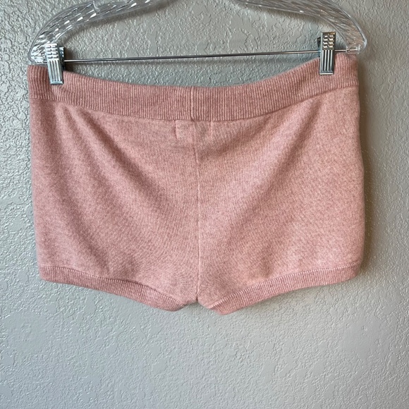 27 Miles Malibu 100% Cashmere Drawstring Shorts - Picture 2 of 9